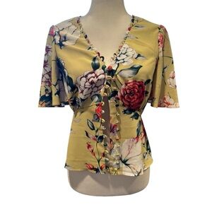 Willow & Clay Women’s Blouse Yellow floral design decorative button up size XS